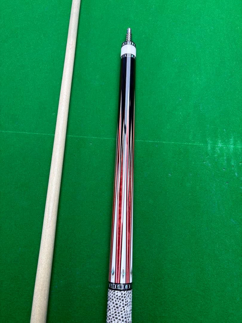 Touareg　CUE LEES 最上位モデル 赤霄 シャフトつき