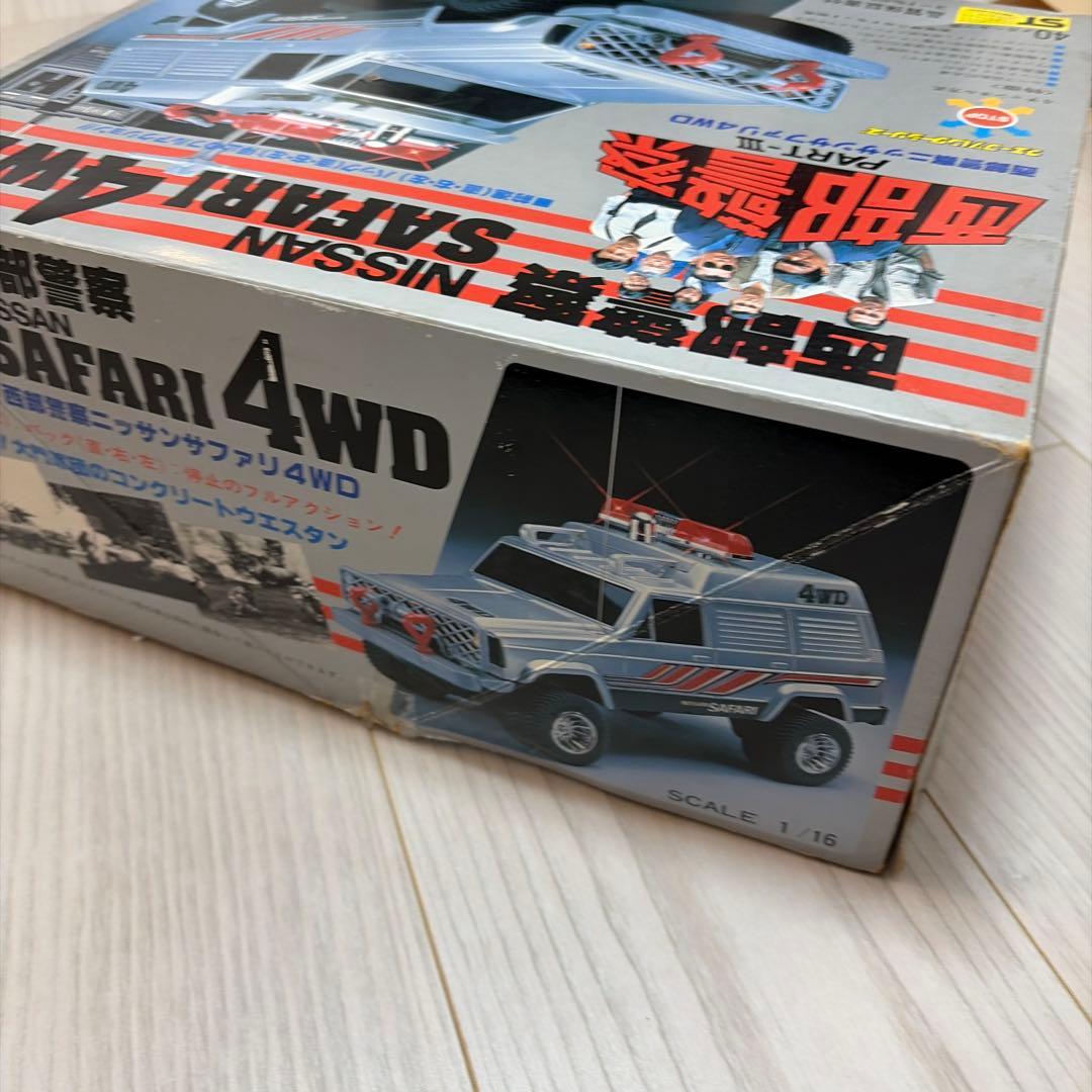 西部警察 NISSAN SAFARI 4WD ニッサンサファリラジコン