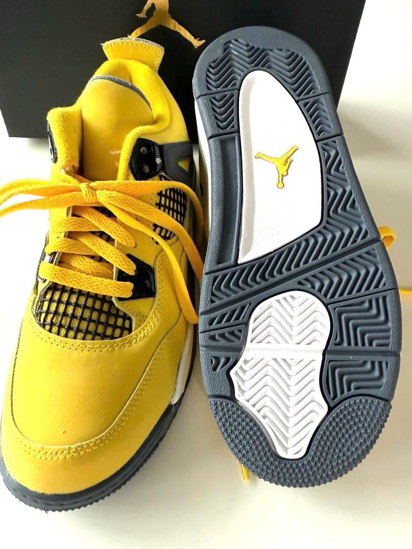 【新品未使用】NIKE Air Jordan 4 イエロースニーカー20.5cm