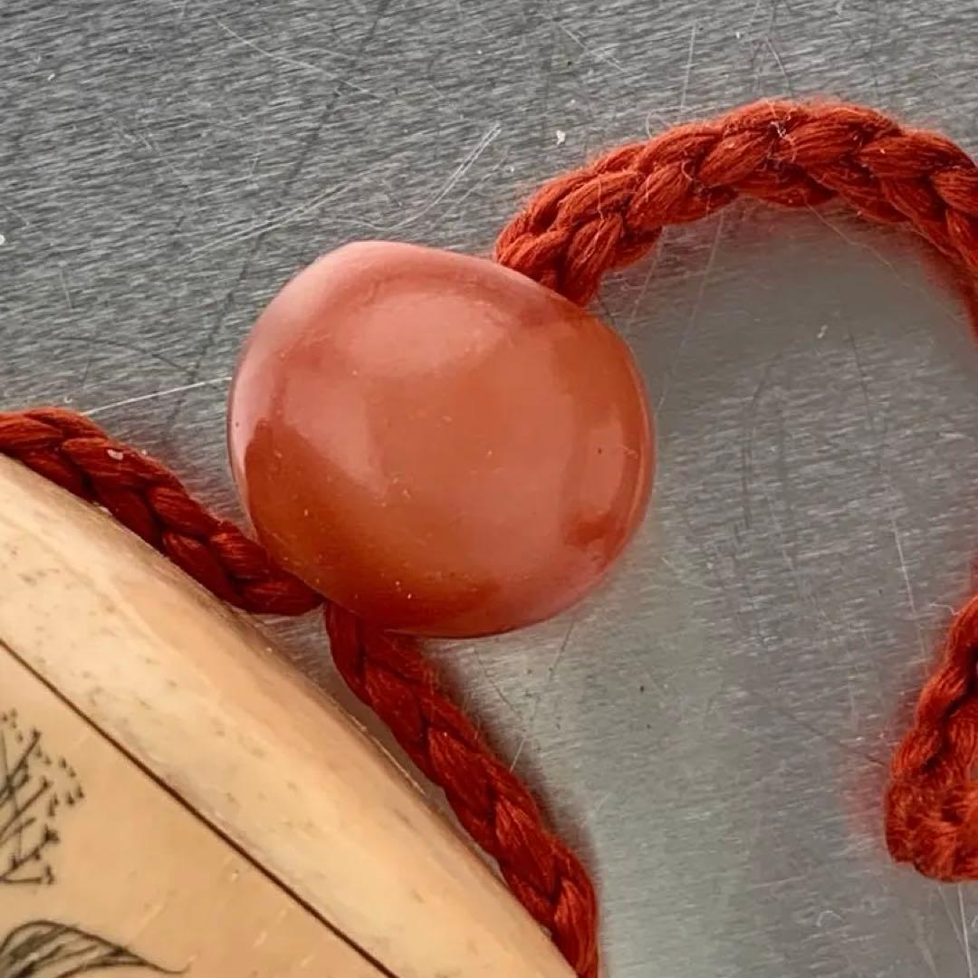 印籠　蜻蛉の浮き彫り文様 アンティーク　工芸品