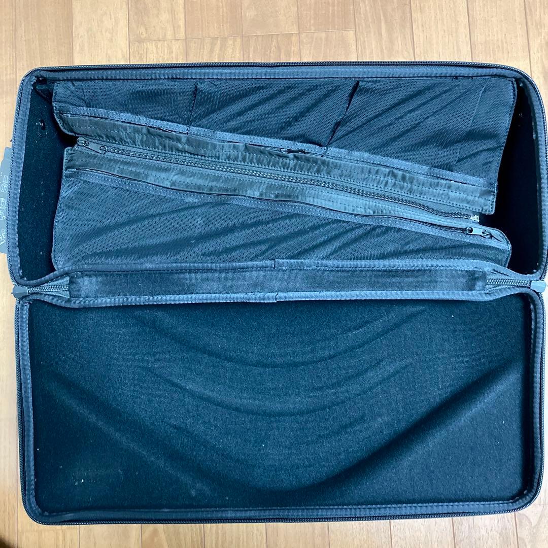 【未使用品】Lat56° ガーメントバッグ スーツケース トラベルバッグ 27L