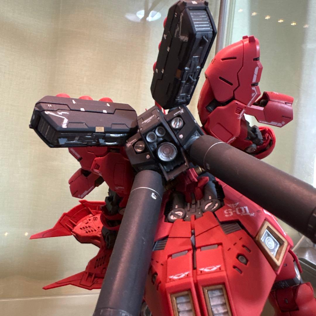 A*I様 RG νガンダム　サザビー