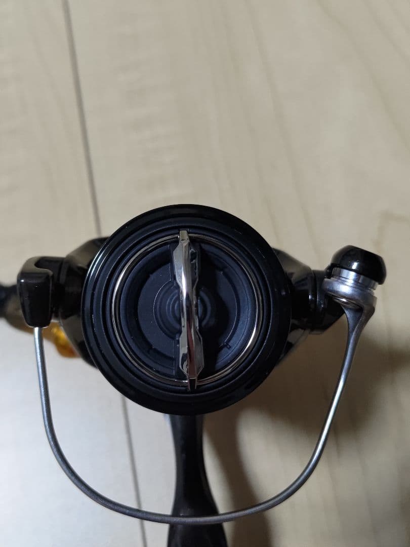 美品22ソアレBB C2000SSPG スピニングリール