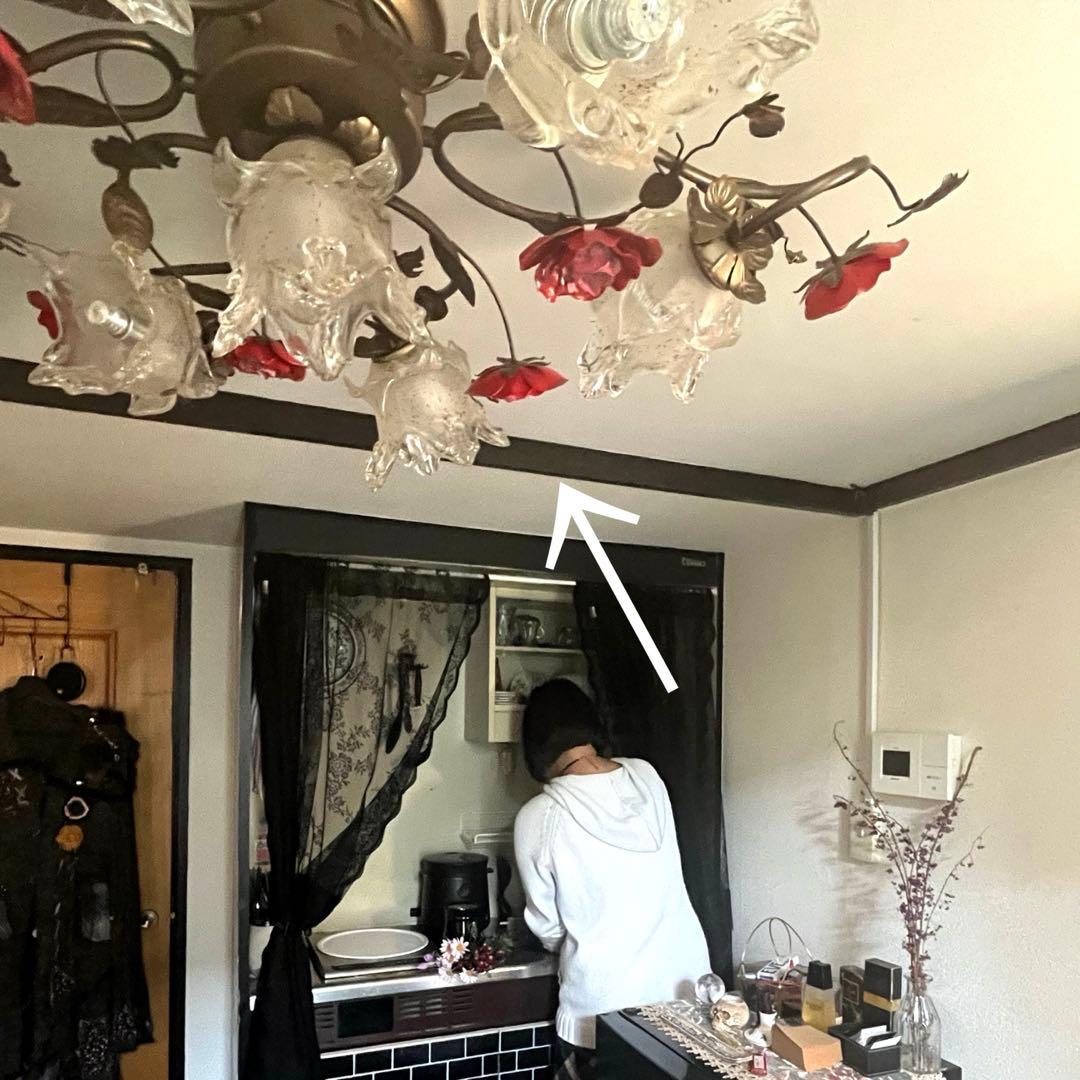 アンティーク　花の形状 シャンデリア 7灯