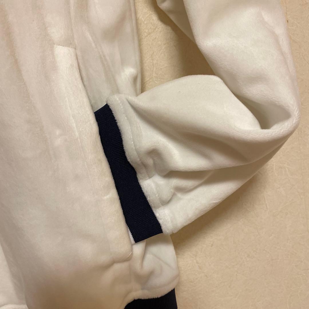 ヨネックス　ベロアジャケットL　白　値下げ