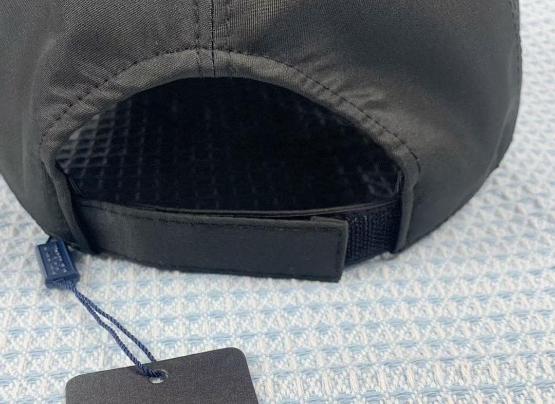 PRADA プラダ ベースボールキャップ 男女兼用