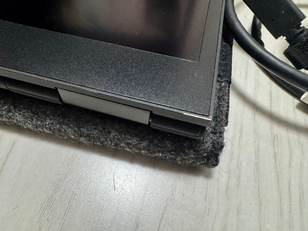 Lenovo ThinkVision M14d 保証28年５月まで