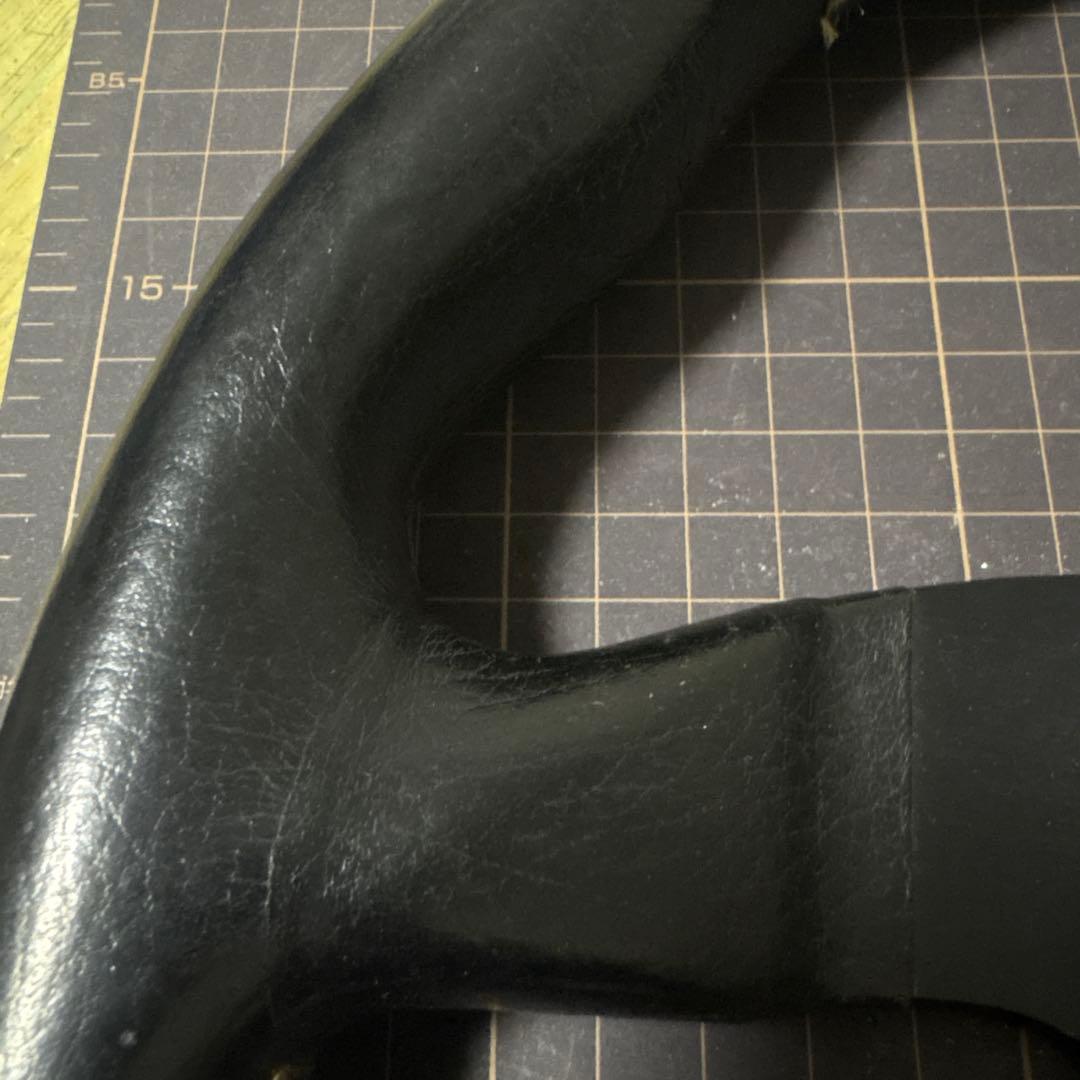 MOMO コルセ 3本スポーク ホーンボタン付き