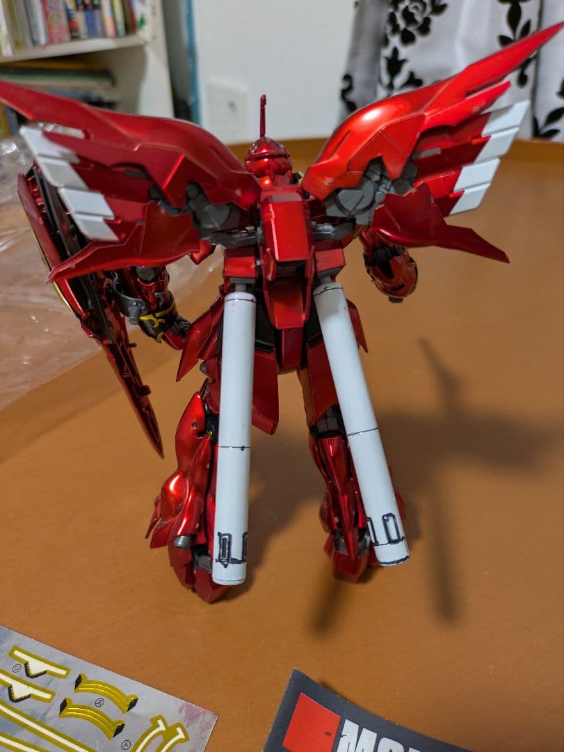 HG MSN-06S シナンジュ チタニウムフィニッシュ　ガンダム　完成品
