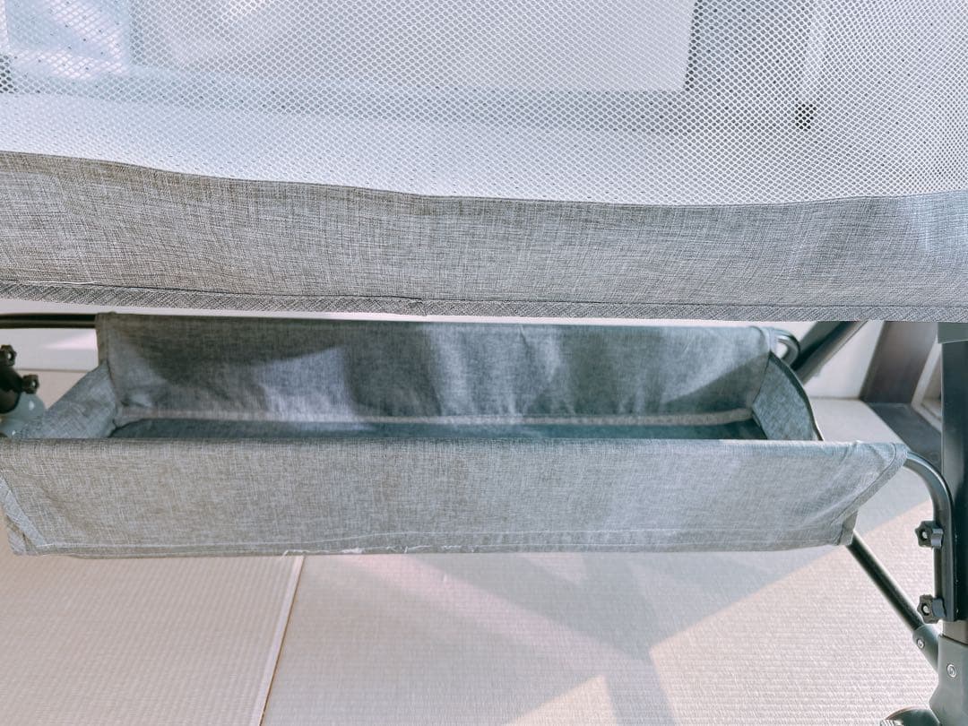 新品ベビーベッド 添い寝 ゆりかご機能付き エスメラルダ付き 絶壁防止枕付