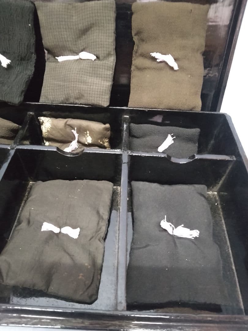 印籠　印籠箱　骨董品　５点入り