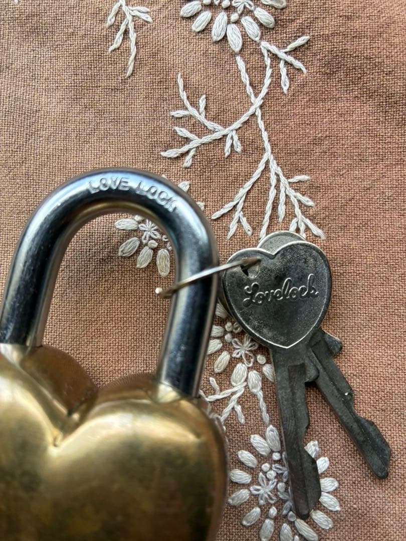 アンティーク 南京錠　鍵 パッドロック　Love lock　キー　真鍮　アメリカ