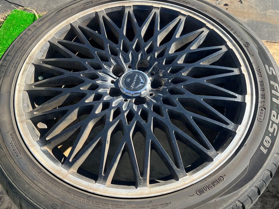 ロクサーニ パヴォーネ 18インチタイヤホイール4本セット中古