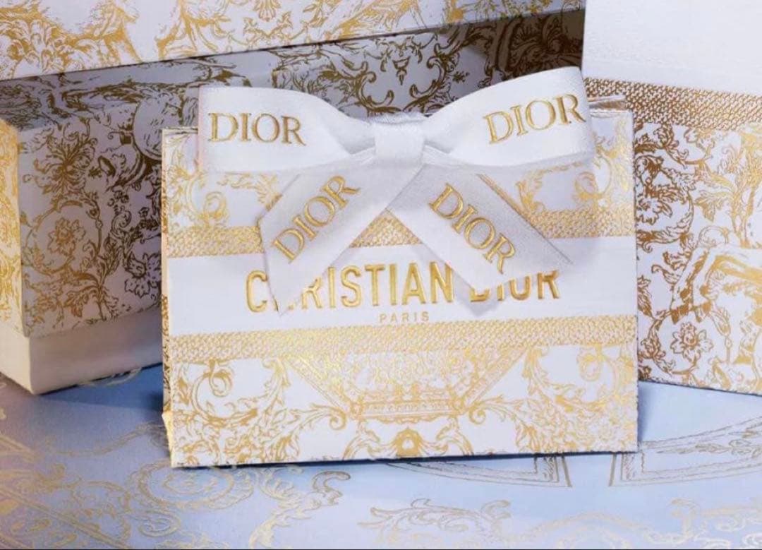 【新品未使用】Diorホリデー2025シークインリキッドデュオ719ショッパー付