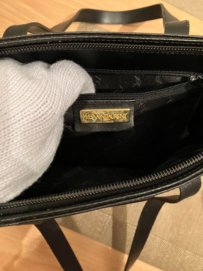 ⭐*️様 YSL ブラックハンドバッグ