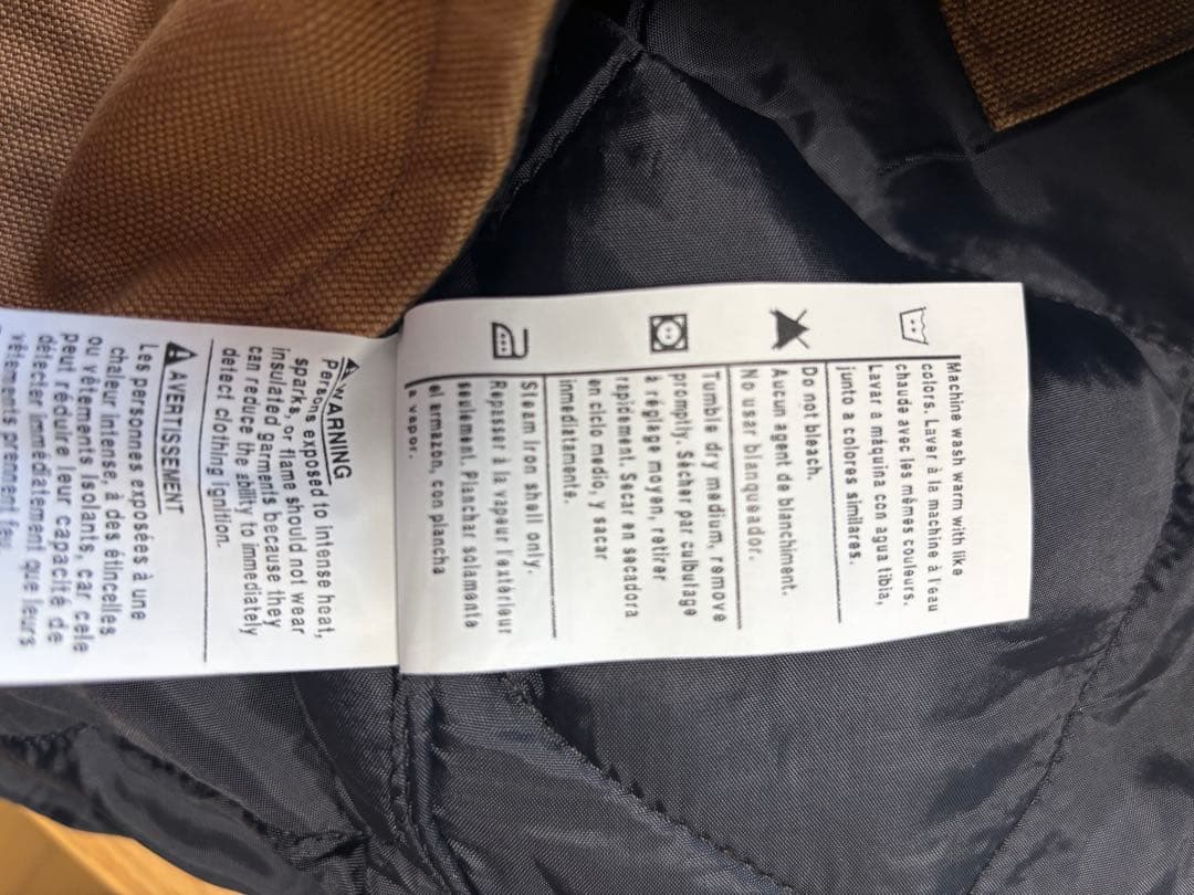 Carhartt ベスト　ダウンベスト　ブラウン　メキシコ製