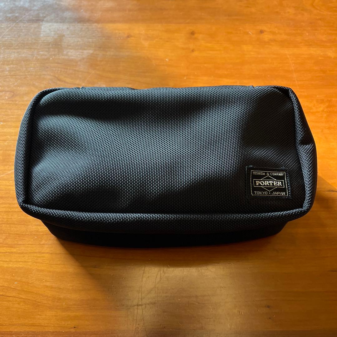 travel couture by lowercase トラベルポーチ