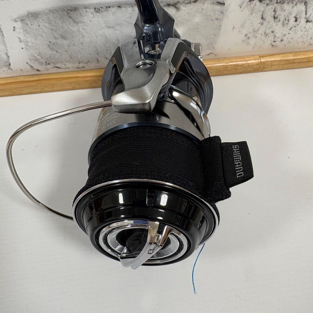 未使用　シマノ　ツインパワー　SW 8000PG　スピニングリール　右ハンドル