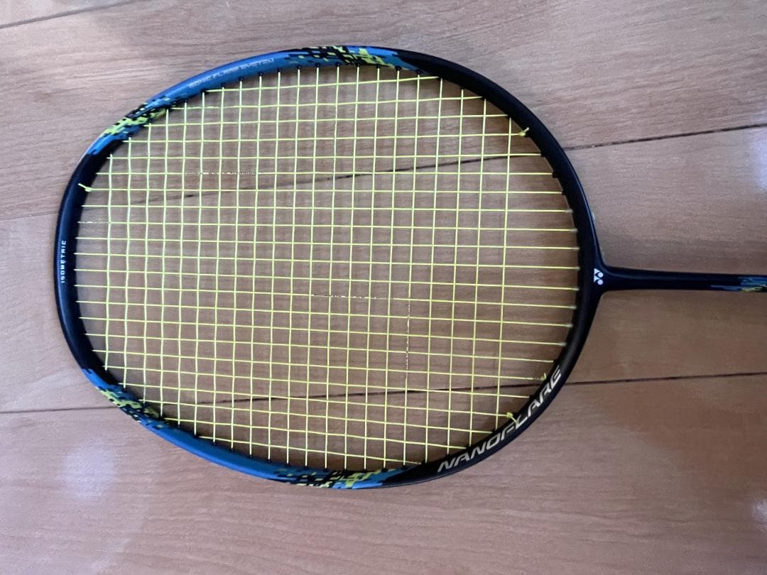 【美品】 YONEX バドミントン ラケット NANOFLARE700 5UG6