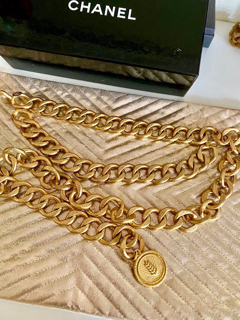 お値下げレア　美品　シャネル　ヴィンテージマゴールドチェーンベルト