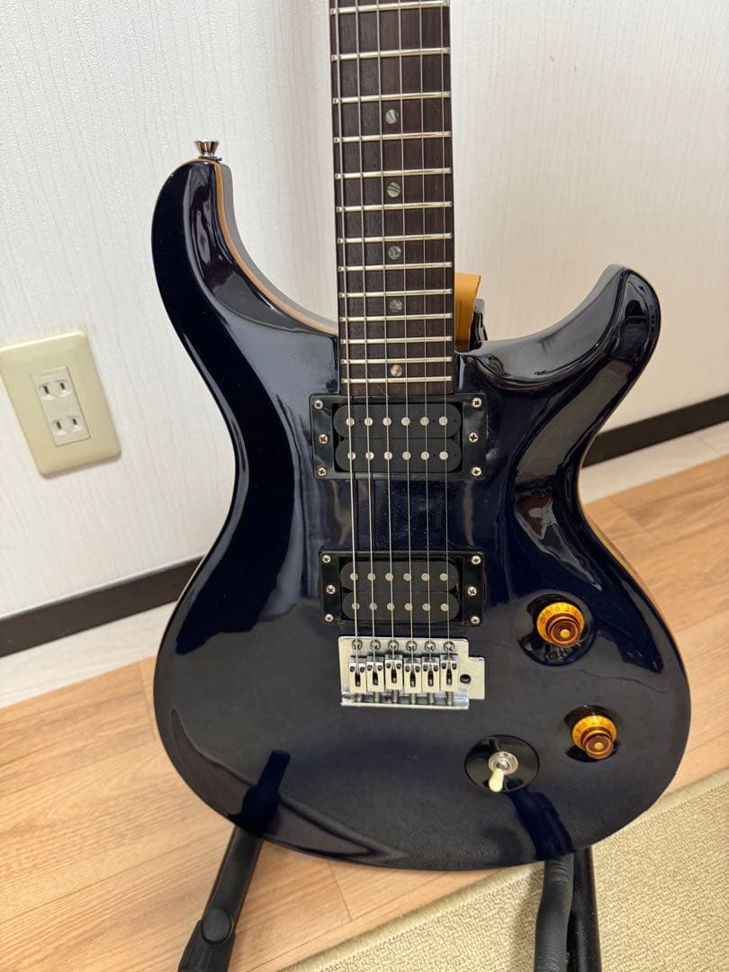 Tony Smithギター(PRS風)