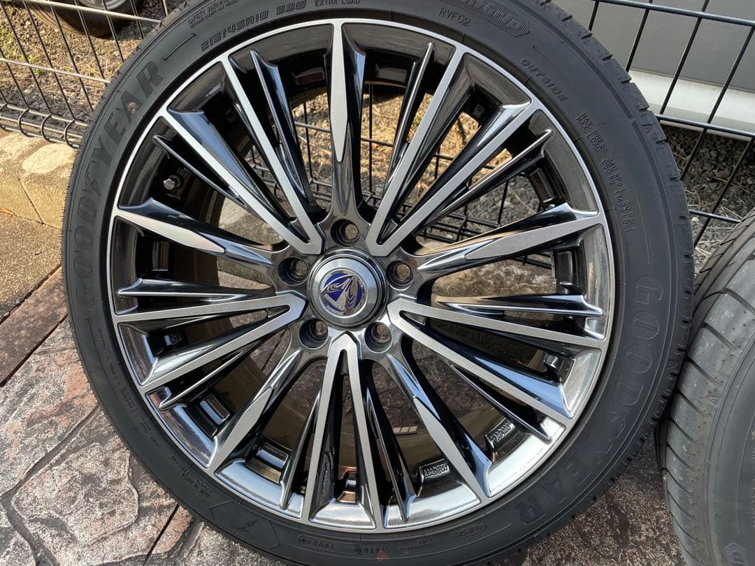 ④ レイズ ベルサス ストラテジーア ヴォウジェ ノア ヴォクシー エスクァイア