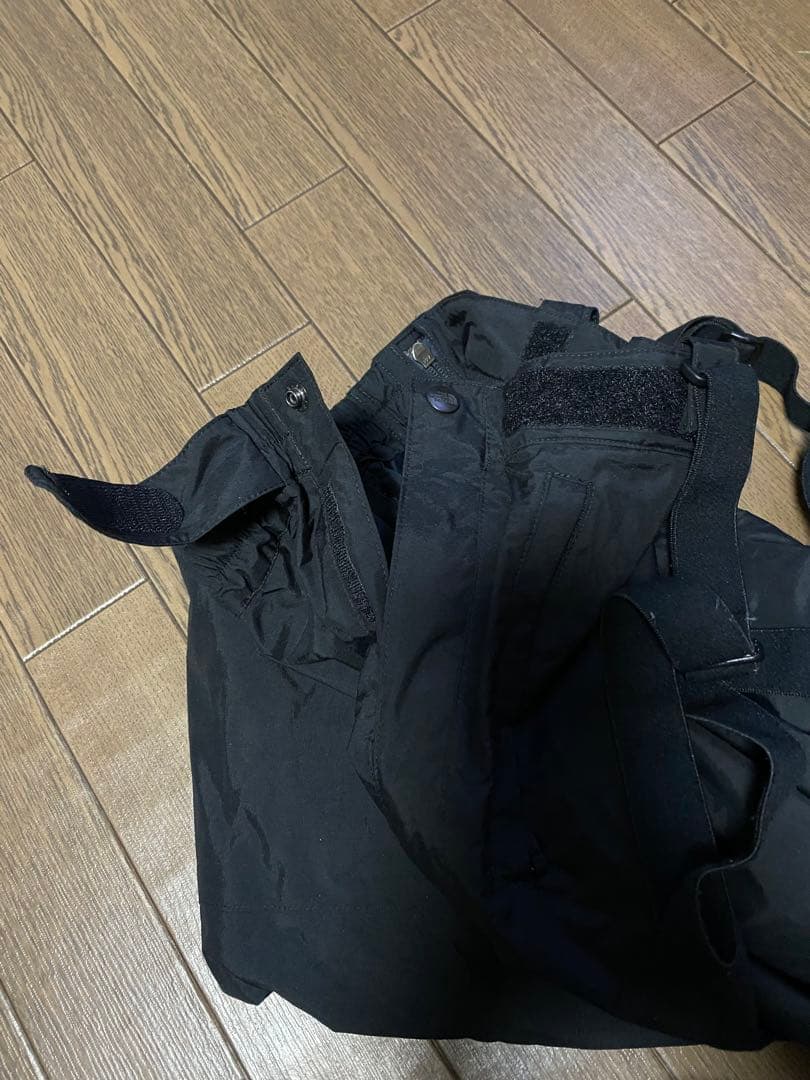 The North Face 子ども用スキーウエアパンツ黒