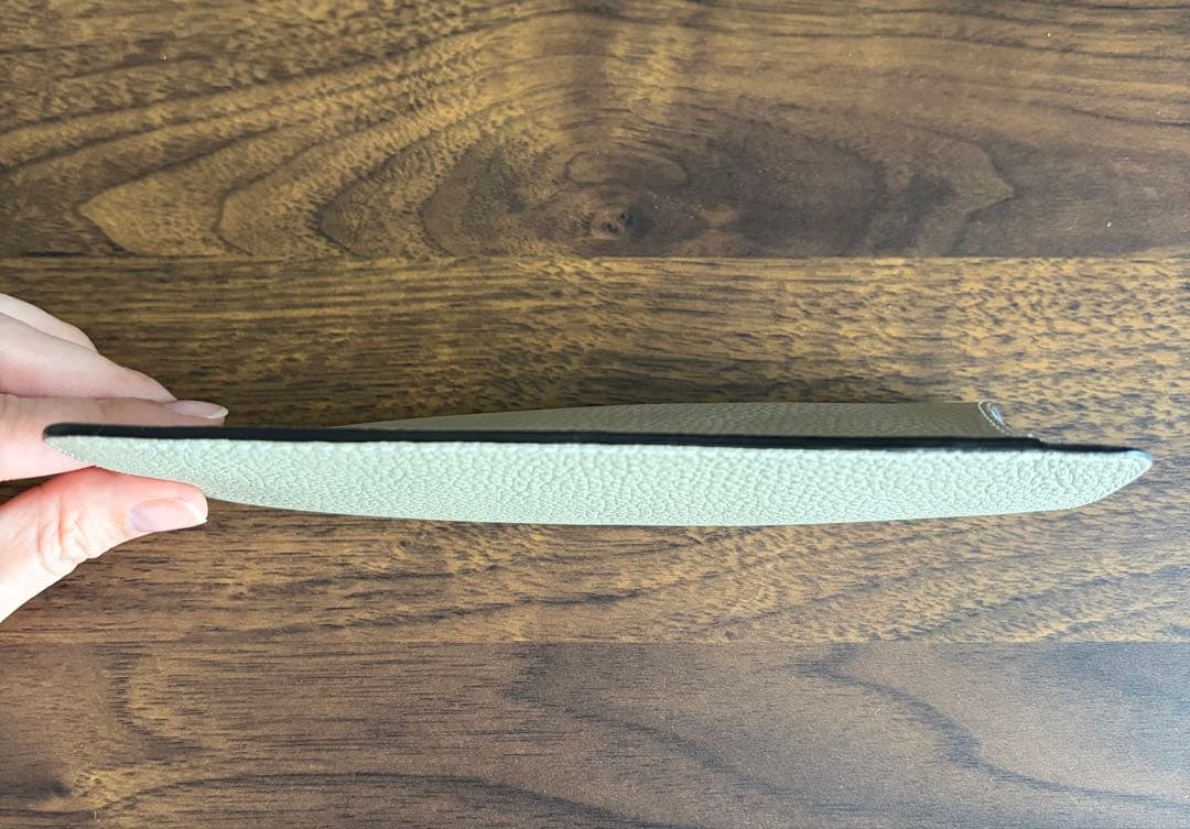 ボナベンチュラ アイグラスケース シュリンクレザー グレージュ