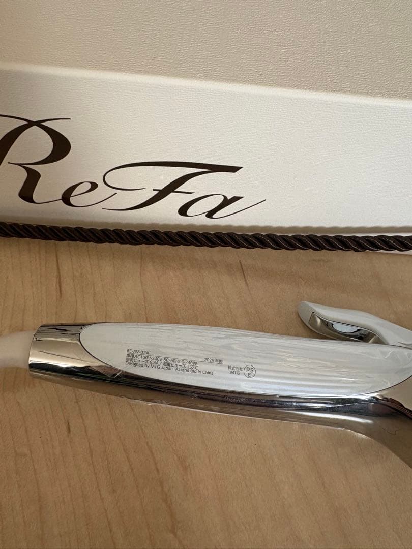 リニューアル品⭐︎ほぼ未使用リファ カールアイロンプロ 38 /ReFa