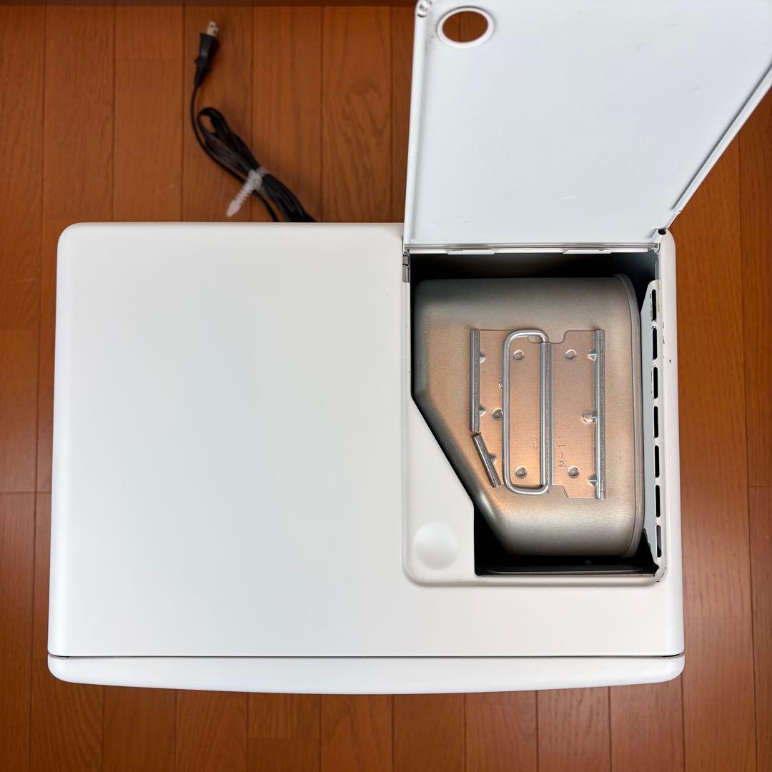 送料無料 高年式トヨトミ LC-33N 石油ファンヒーター 23年製 美品