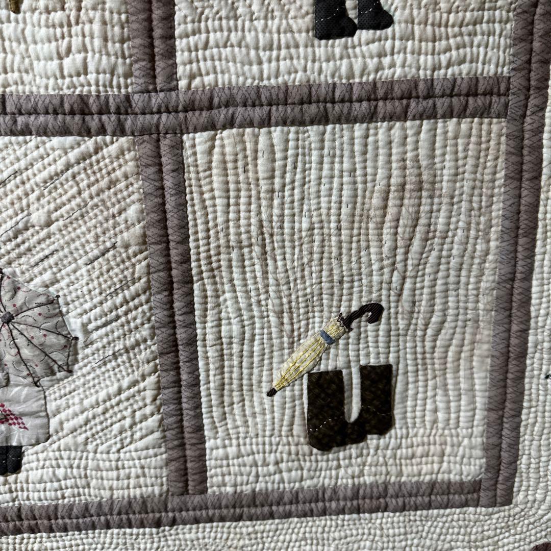 斉藤遥子さんの本を参考にしたパッチワークキルトスーちゃんの傘のタペストリー