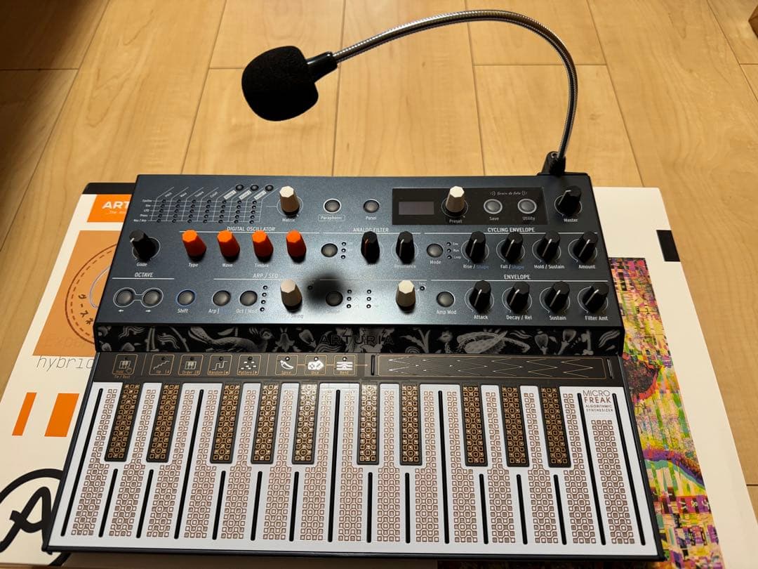 【超美品】ARTURIA MicroFreak ハイブリッドシンセ