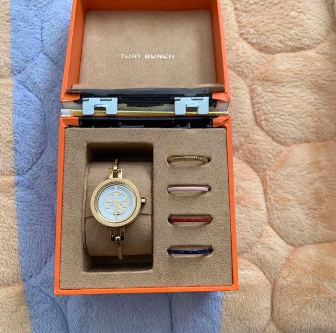 TORY BURCH ゴールドウォッチ 交換用ストラップ付き