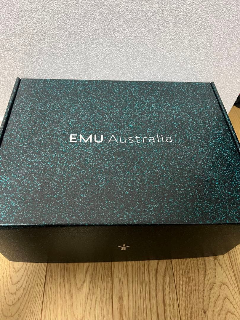 【新品未使用】EMU/エミュ PLATINUM SLIM DARING