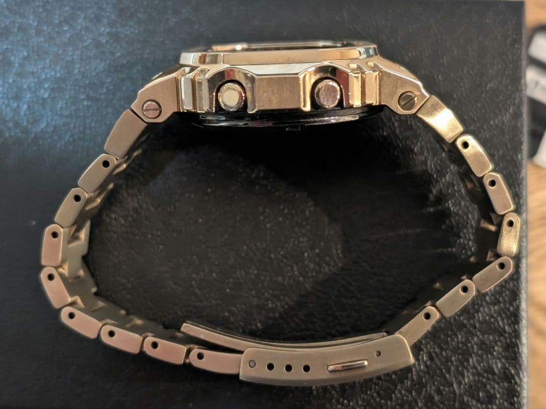 CASIO G-SHOCK GMW-B5000GD-9JF ゴールド