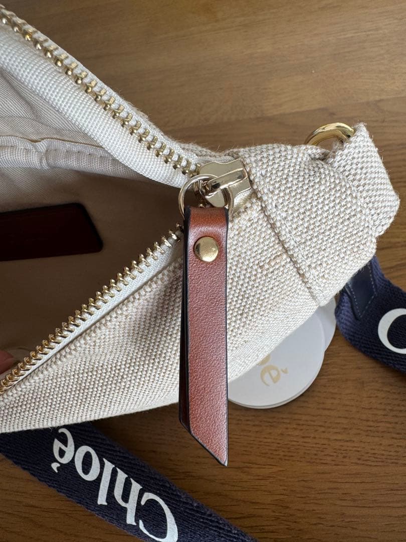 Chloé クロエ ボディバッグ C20593 Z40 ベルト2色付 軽量