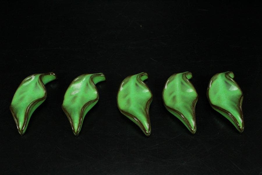 葉形 箸置 現川 十三代 横石臥牛 共箱(K-LC540)