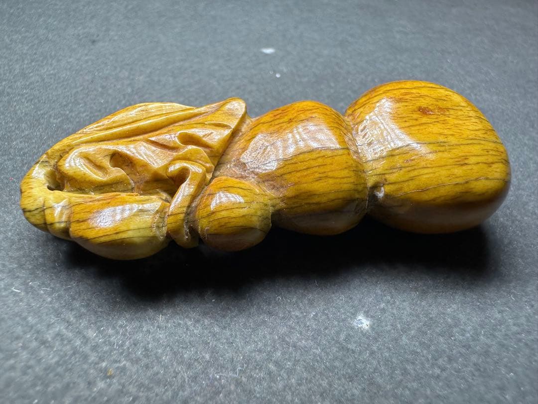 極上　根付　天然素材　アンティーク　和彫　置物　骨董　飾り物　古美術品　 置物