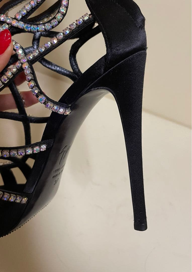 美品　ジュゼッペザノッティ　スワロフスキー　ブーツサンダル　37