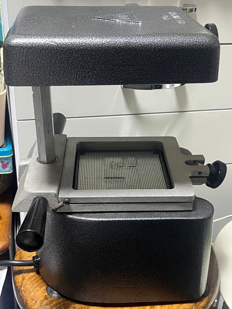 バキュームフォーマー　ヨシダ　歯科技工