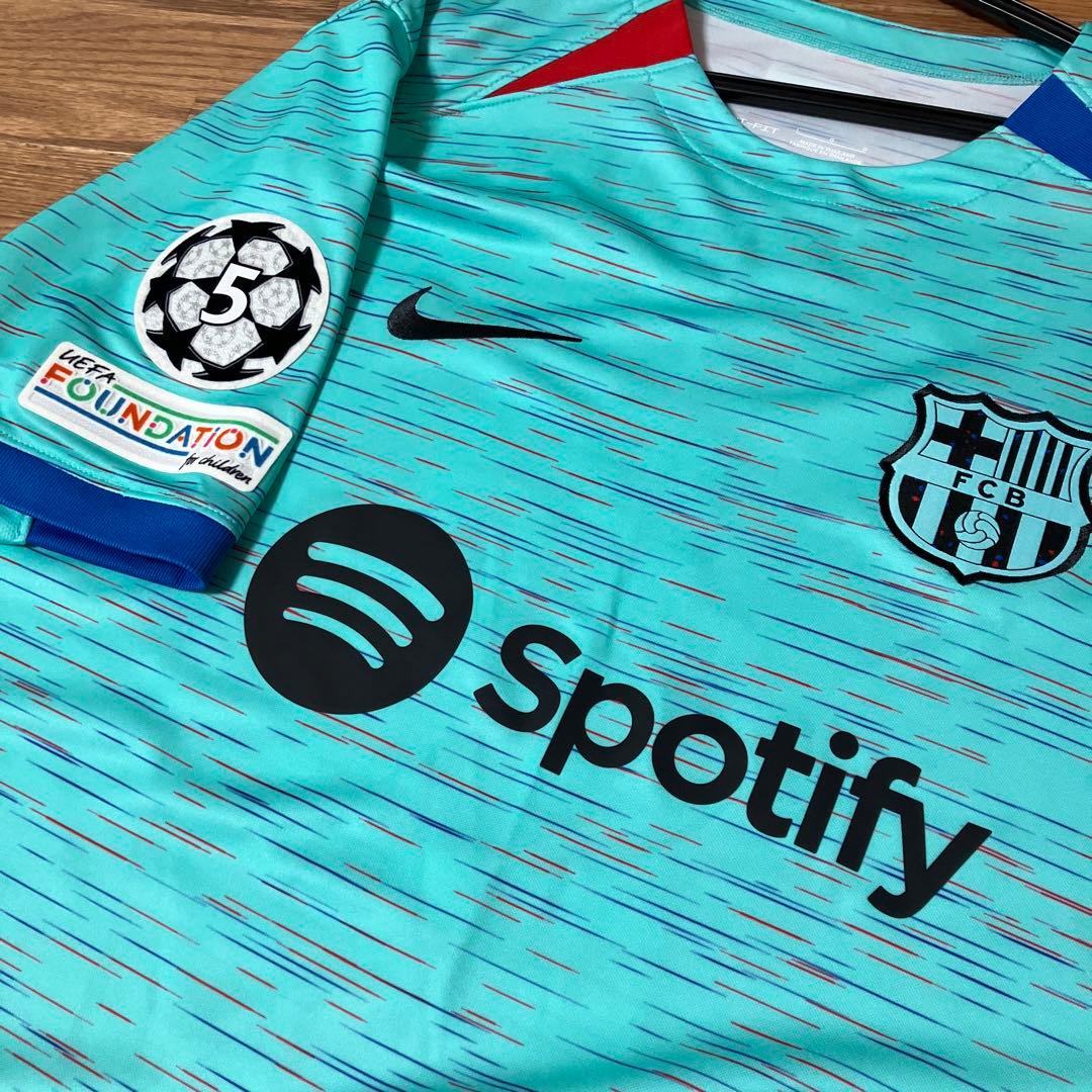 【新品タグ付/正規品】バルセロナ アラウホ ユニフォーム