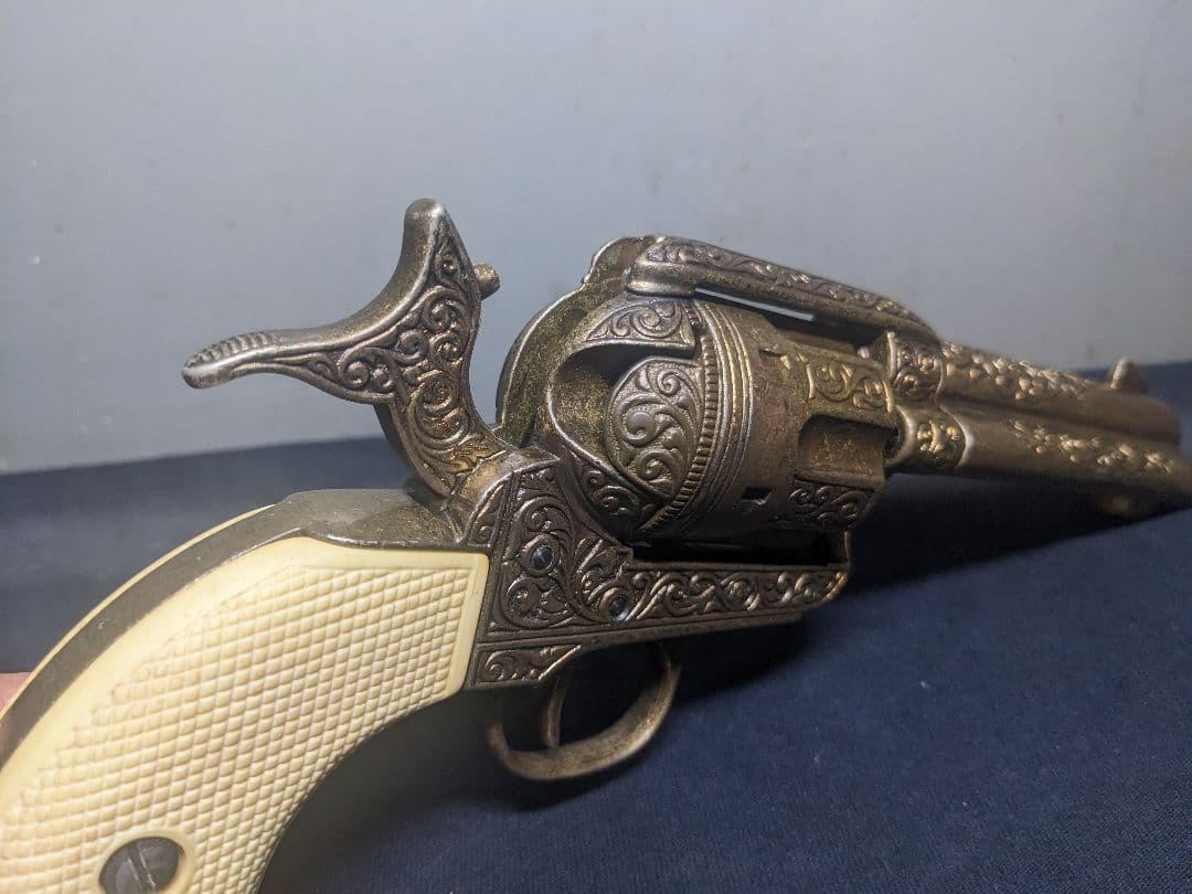 DENIX デニックス COLT ピースメーカーSAA 装飾銃