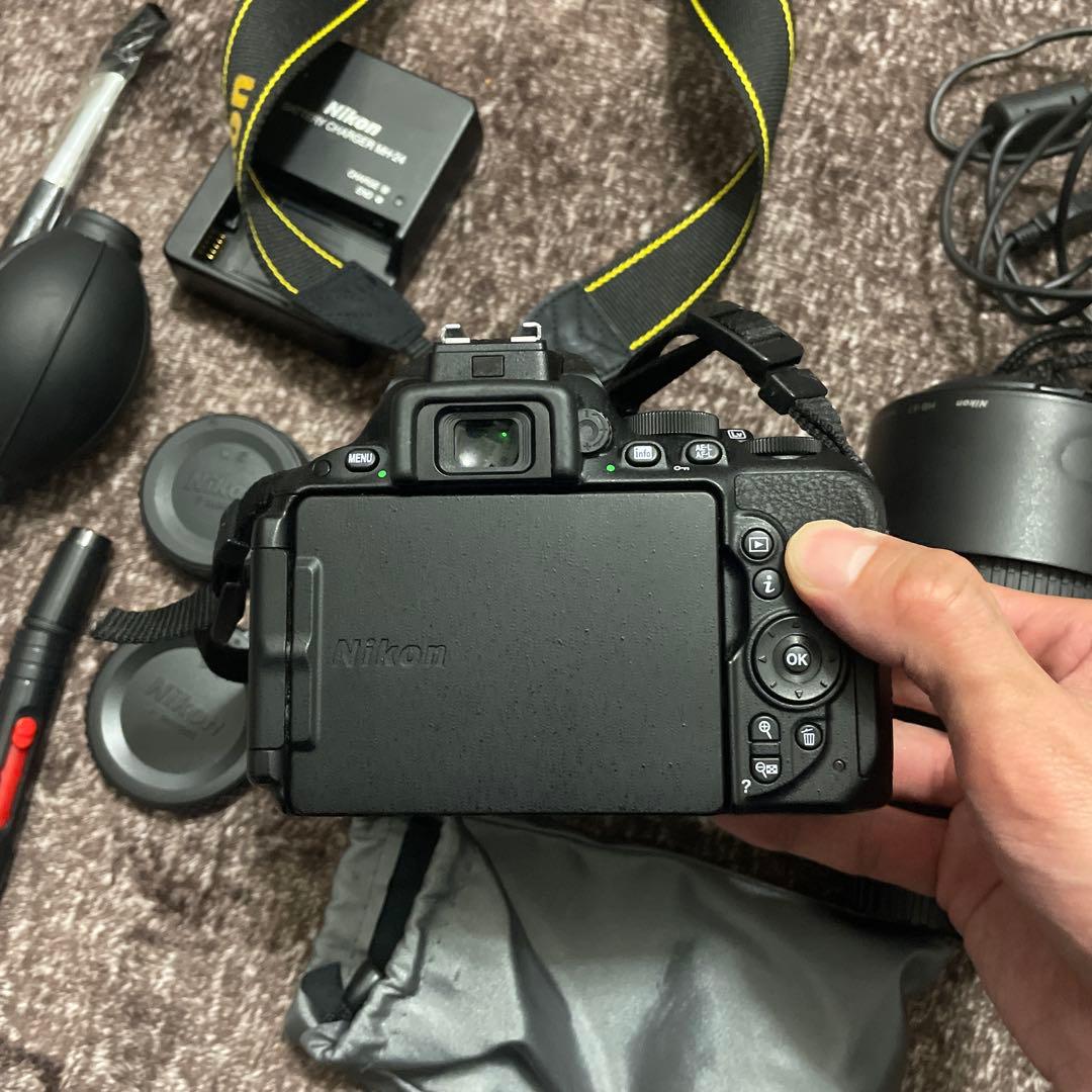 Nikon一眼レフカメラD5500望遠レンズセット