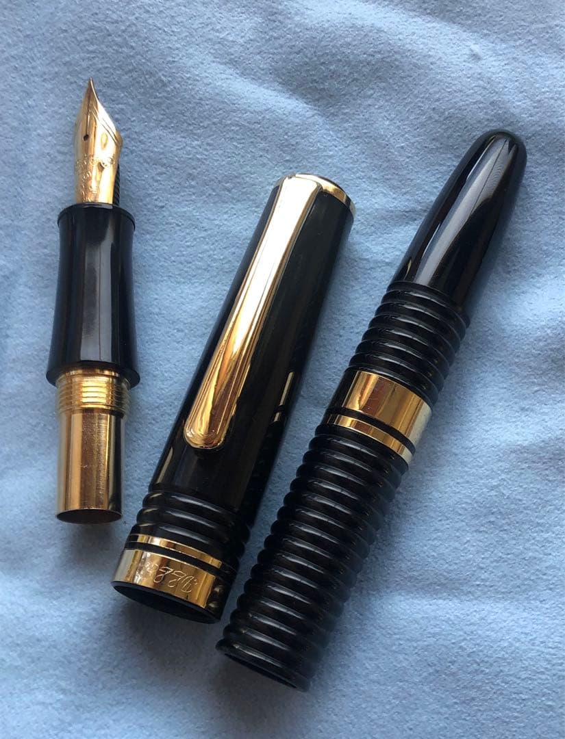 プラチナ 万年筆 ギャザード #3776 14K 細字