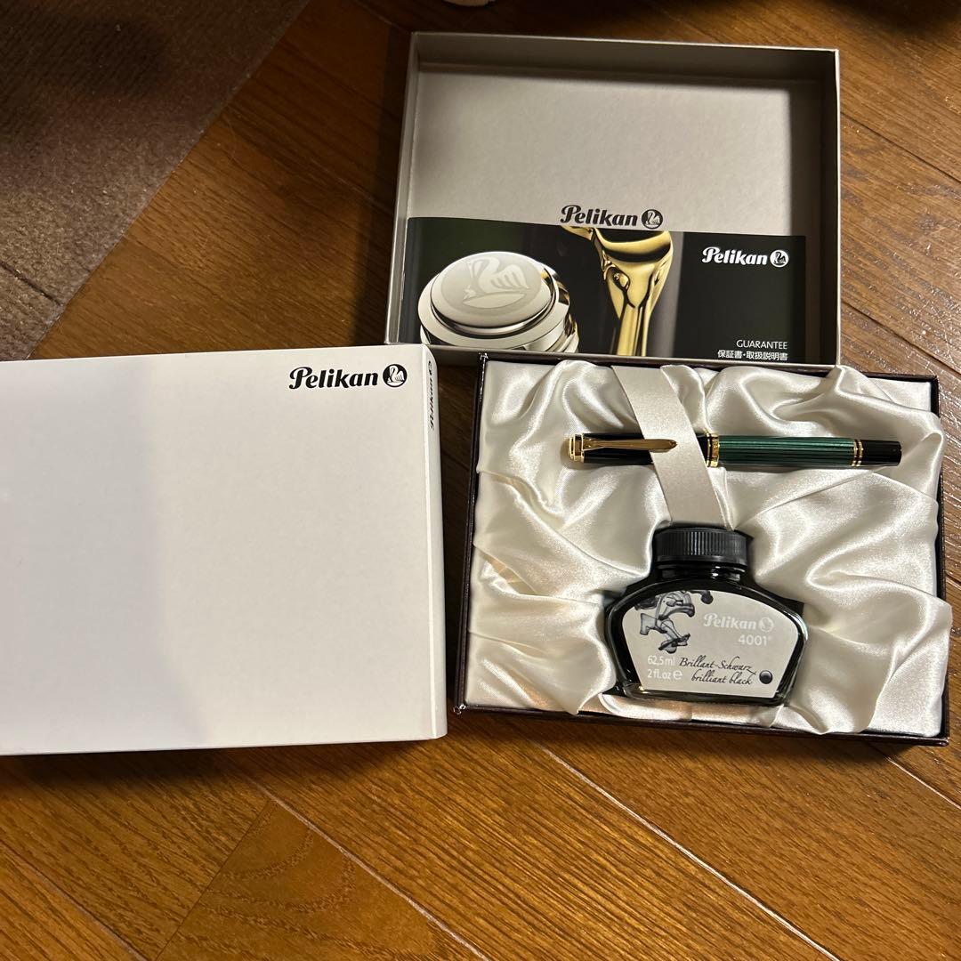 ペリカンの万年筆M400グリーンストライプ、インクセット