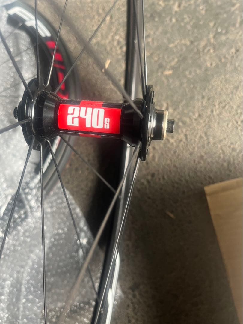 n*1様 FAST FORWARD FF 30 完組ホイールセット　ブラック/レ