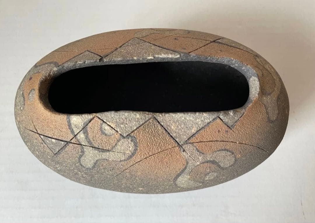 神谷英介　彩文扁壺