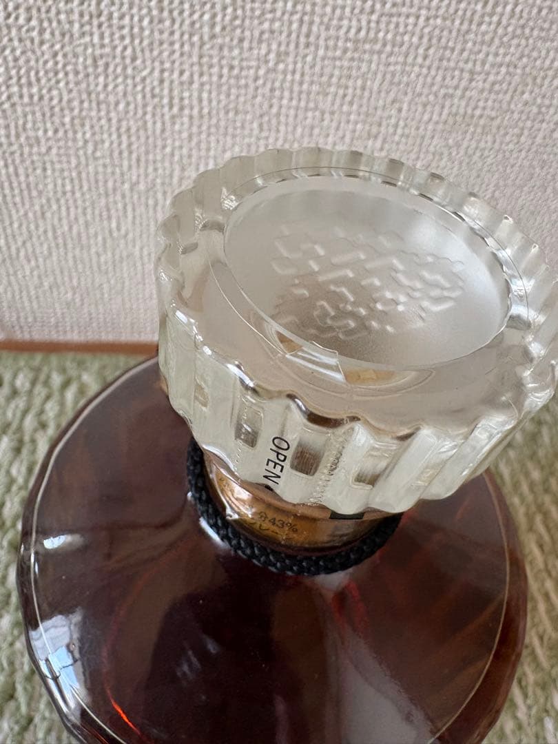 値下中　サントリー ウイスキー　響　初期　ゴールドラベル
