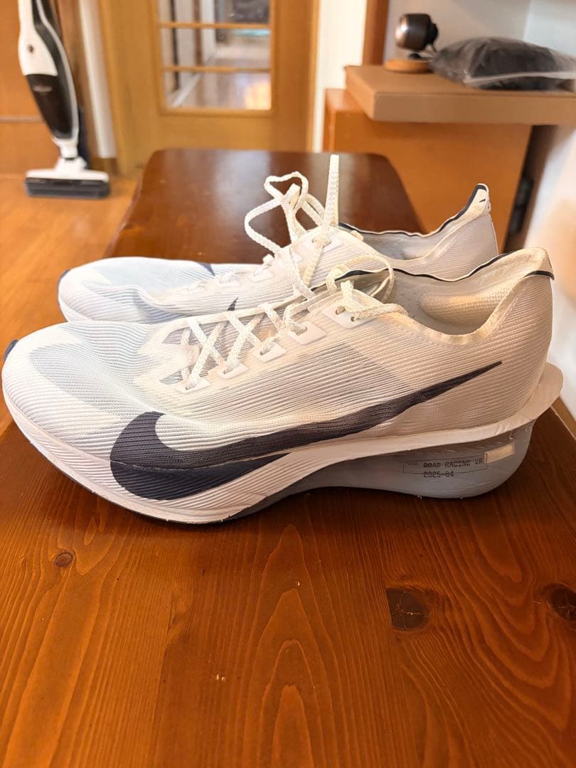NIKE ZOOM X VAPORFLY 4 国内正規品 27センチ