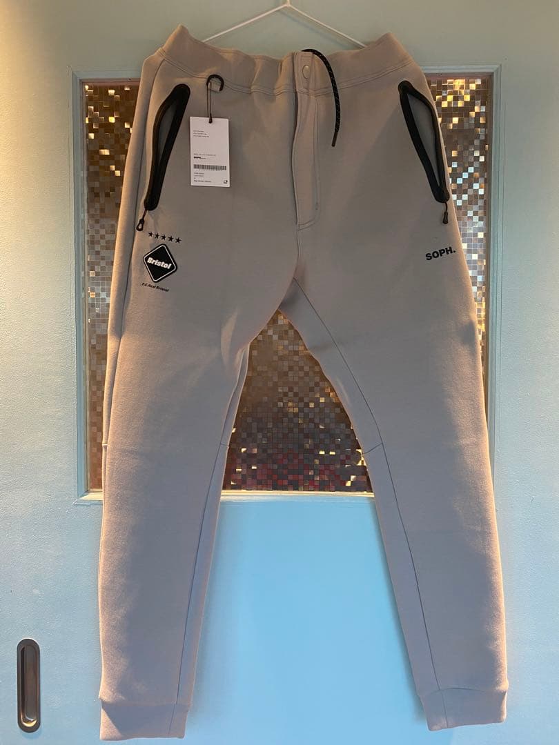 F.C.Real Bristol スウェット上下セットアップMサイズ　未使用品